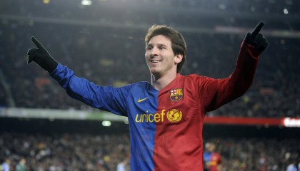 开云体育登陆入口-“驾驭风云：飘移舞蹈中的速度艺术”，飘移动作分解